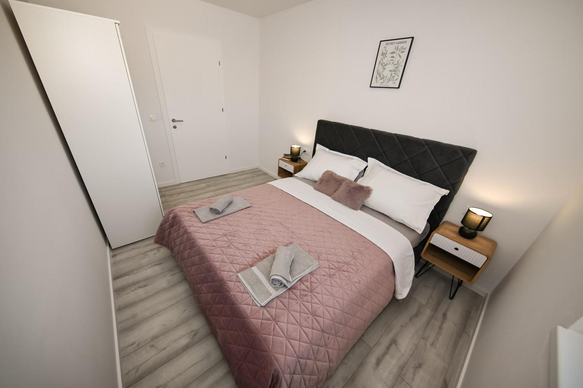 Veliki Apartman Petra بوسيدارجي الغرفة الصورة